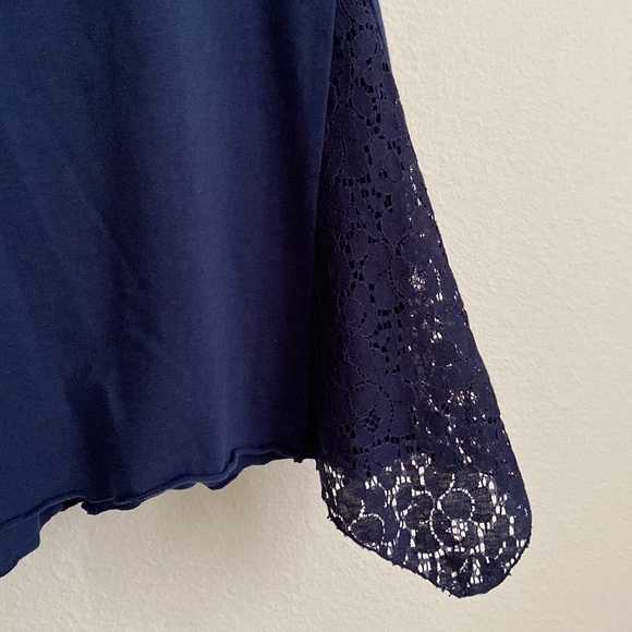 Xylem Clothing Fairy Lace Top Navy M - Picture 2 of 6